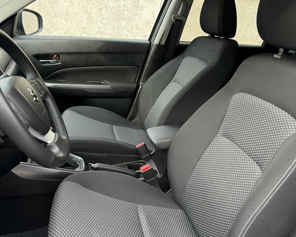 Сірий Сузукі Вітара, об'ємом двигуна 1.37 л та пробігом 11 тис. км за 23800 $, фото 19 на Automoto.ua