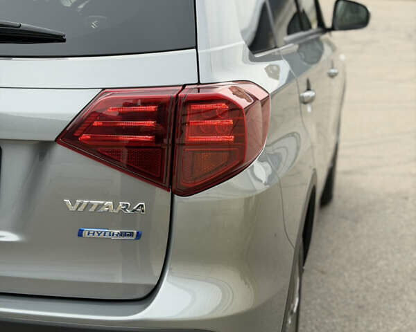 Сірий Сузукі Вітара, об'ємом двигуна 1.37 л та пробігом 11 тис. км за 23800 $, фото 9 на Automoto.ua