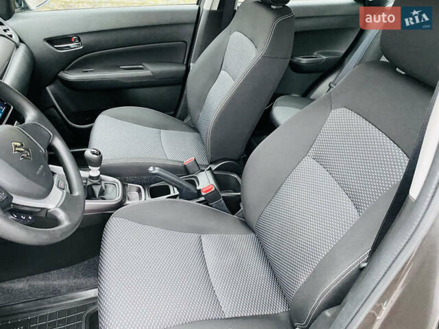 Сірий Сузукі Вітара, об'ємом двигуна 1.4 л та пробігом 1 тис. км за 19500 $, фото 26 на Automoto.ua