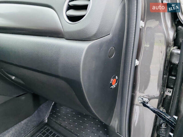 Серый Сузуки Витара, объемом двигателя 1.4 л и пробегом 1 тыс. км за 19500 $, фото 22 на Automoto.ua