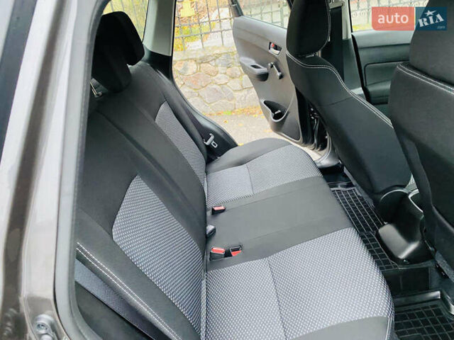 Серый Сузуки Витара, объемом двигателя 1.4 л и пробегом 1 тыс. км за 19500 $, фото 31 на Automoto.ua