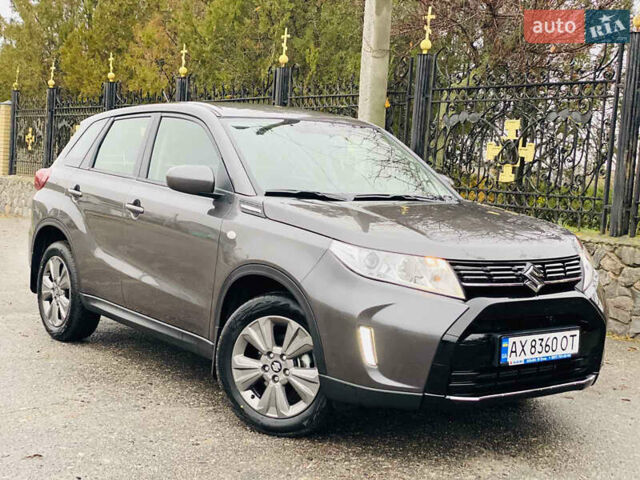 Серый Сузуки Витара, объемом двигателя 1.4 л и пробегом 1 тыс. км за 19500 $, фото 8 на Automoto.ua