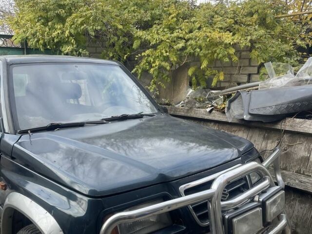 Синий Сузуки Витара, объемом двигателя 2 л и пробегом 350 тыс. км за 5000 $, фото 2 на Automoto.ua