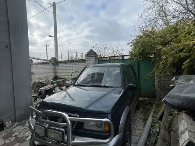 Синий Сузуки Витара, объемом двигателя 2 л и пробегом 350 тыс. км за 5000 $, фото 1 на Automoto.ua