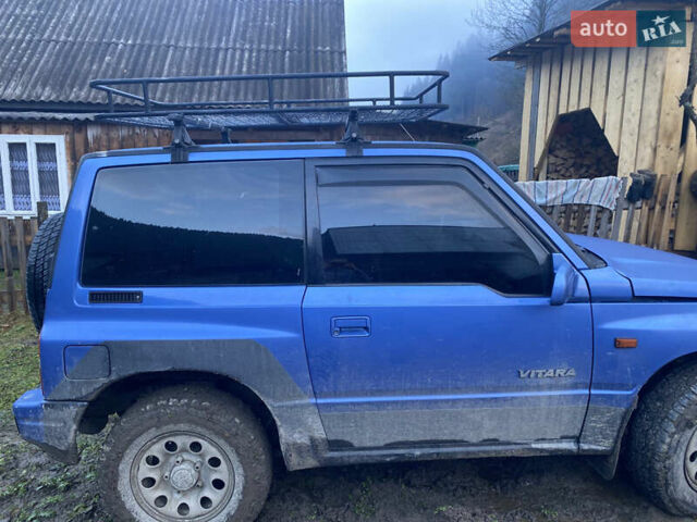 Синий Сузуки Витара, объемом двигателя 1.6 л и пробегом 271 тыс. км за 5350 $, фото 2 на Automoto.ua