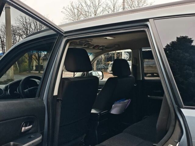 Синий Сузуки Витара, объемом двигателя 1.9 л и пробегом 255 тыс. км за 3200 $, фото 7 на Automoto.ua