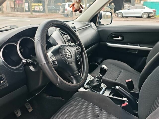 Синий Сузуки Витара, объемом двигателя 1.9 л и пробегом 255 тыс. км за 3200 $, фото 4 на Automoto.ua