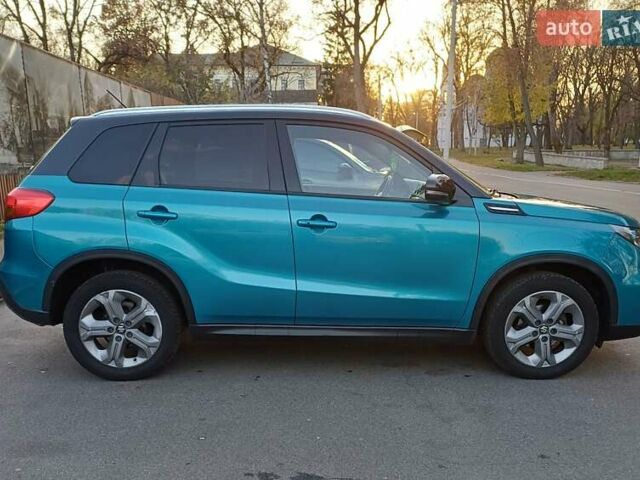 Синий Сузуки Витара, объемом двигателя 1.59 л и пробегом 80 тыс. км за 14800 $, фото 5 на Automoto.ua