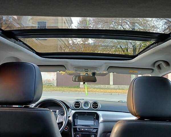 Синий Сузуки Витара, объемом двигателя 1.59 л и пробегом 80 тыс. км за 14800 $, фото 48 на Automoto.ua