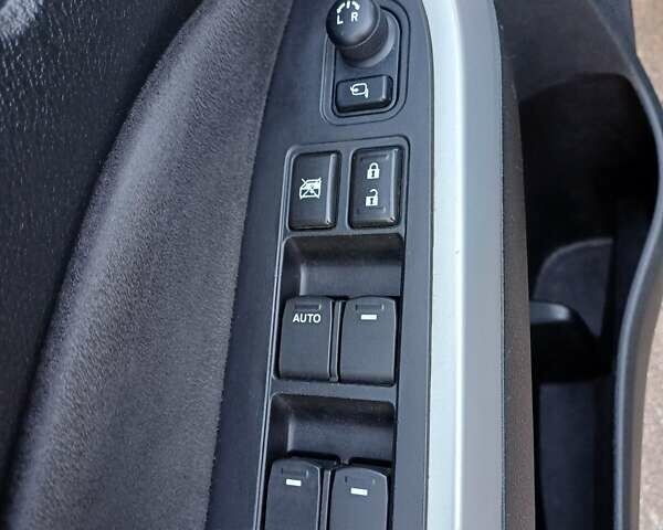 Синий Сузуки Витара, объемом двигателя 1.59 л и пробегом 80 тыс. км за 14800 $, фото 65 на Automoto.ua