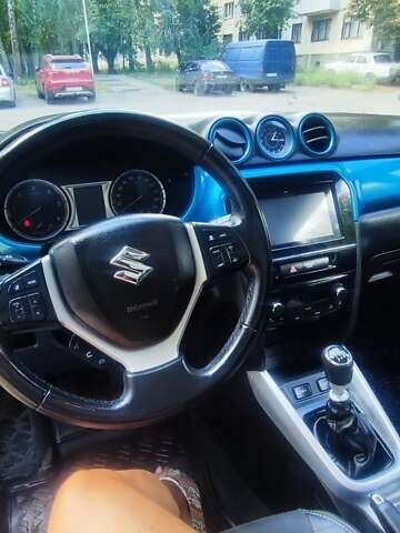 Синий Сузуки Витара, объемом двигателя 1.6 л и пробегом 200 тыс. км за 13300 $, фото 13 на Automoto.ua