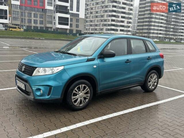 Синий Сузуки Витара, объемом двигателя 1.59 л и пробегом 86 тыс. км за 16000 $, фото 1 на Automoto.ua