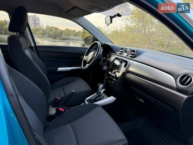 Синий Сузуки Витара, объемом двигателя 1.59 л и пробегом 105 тыс. км за 17500 $, фото 6 на Automoto.ua