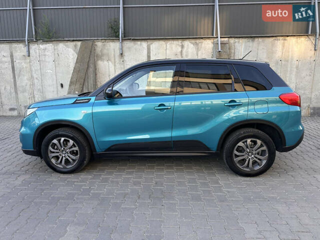 Синий Сузуки Витара, объемом двигателя 1.59 л и пробегом 75 тыс. км за 16850 $, фото 2 на Automoto.ua