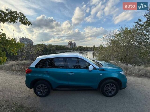 Синий Сузуки Витара, объемом двигателя 1.59 л и пробегом 105 тыс. км за 17500 $, фото 14 на Automoto.ua