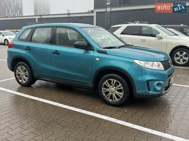 Синий Сузуки Витара, объемом двигателя 1.59 л и пробегом 86 тыс. км за 16000 $, фото 2 на Automoto.ua