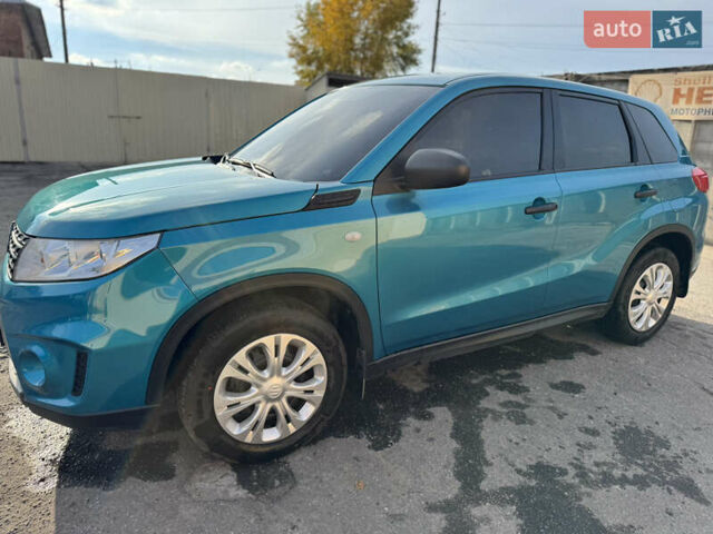 Синий Сузуки Витара, объемом двигателя 1.6 л и пробегом 53 тыс. км за 15000 $, фото 3 на Automoto.ua