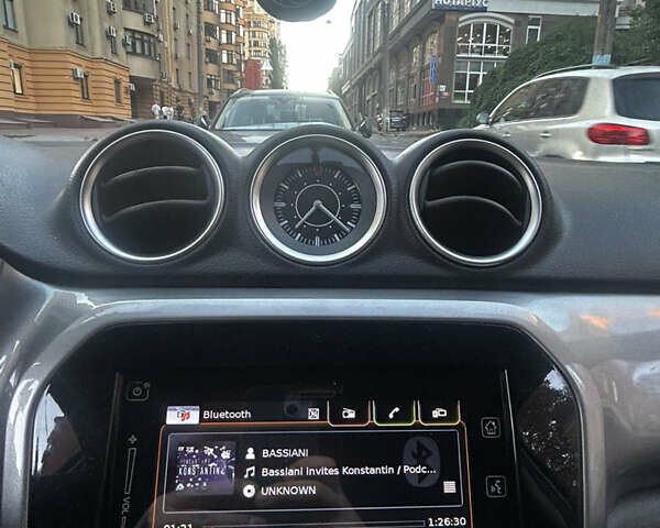 Синий Сузуки Витара, объемом двигателя 1.59 л и пробегом 74 тыс. км за 16000 $, фото 16 на Automoto.ua