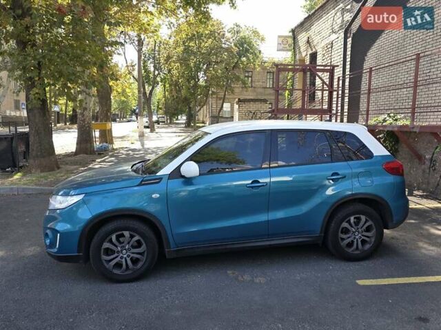 Синий Сузуки Витара, объемом двигателя 1.59 л и пробегом 90 тыс. км за 15000 $, фото 2 на Automoto.ua