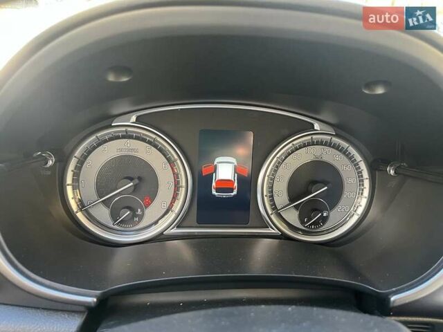 Синій Сузукі Вітара, об'ємом двигуна 1 л та пробігом 18 тис. км за 19000 $, фото 3 на Automoto.ua