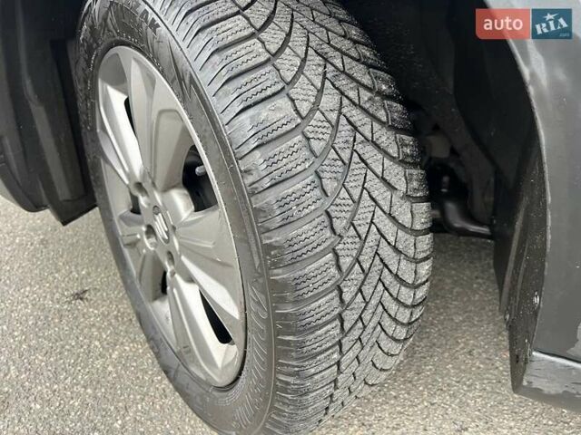 Синий Сузуки Витара, объемом двигателя 1.37 л и пробегом 160 тыс. км за 13800 $, фото 10 на Automoto.ua