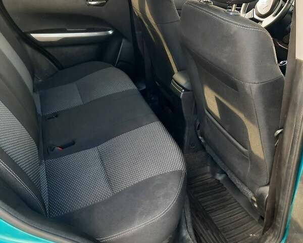 Синій Сузукі Вітара, об'ємом двигуна 1 л та пробігом 265 тис. км за 14500 $, фото 4 на Automoto.ua