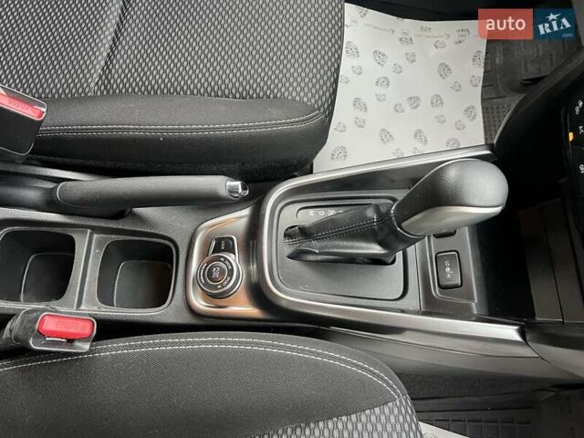 Синий Сузуки Витара, объемом двигателя 1.37 л и пробегом 160 тыс. км за 13800 $, фото 20 на Automoto.ua