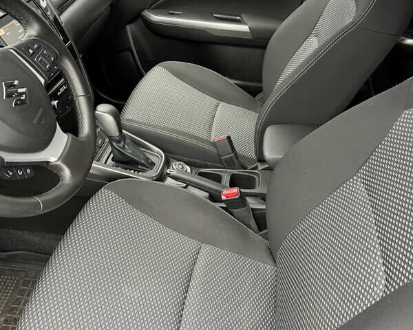 Синій Сузукі Вітара, об'ємом двигуна 1 л та пробігом 18 тис. км за 19500 $, фото 8 на Automoto.ua