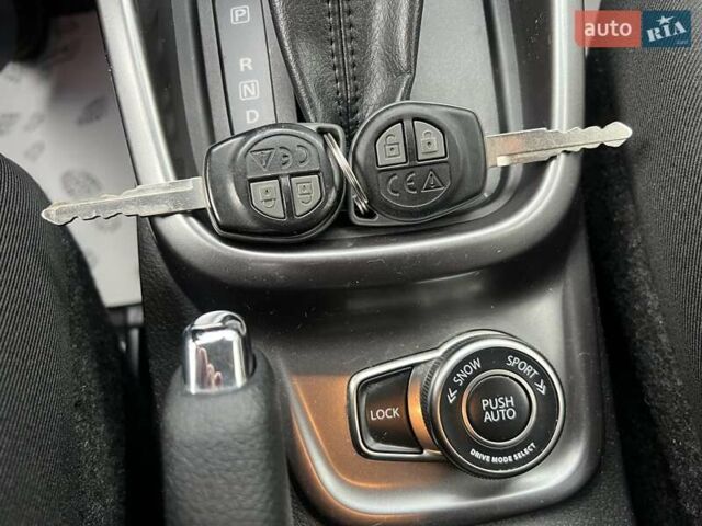 Синий Сузуки Витара, объемом двигателя 1.37 л и пробегом 160 тыс. км за 13800 $, фото 36 на Automoto.ua