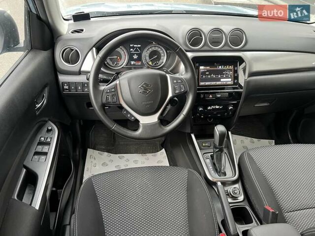 Синий Сузуки Витара, объемом двигателя 1.37 л и пробегом 160 тыс. км за 13800 $, фото 16 на Automoto.ua