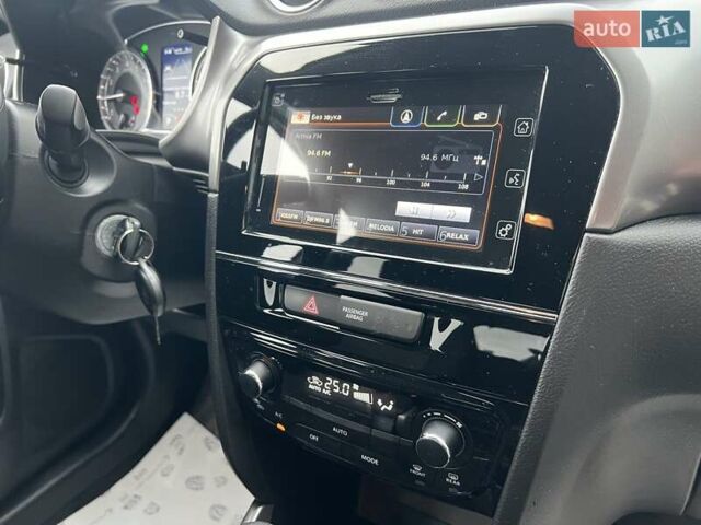 Синий Сузуки Витара, объемом двигателя 1.37 л и пробегом 160 тыс. км за 13800 $, фото 23 на Automoto.ua