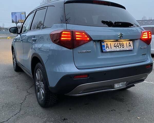 Синий Сузуки Витара, объемом двигателя 1.37 л и пробегом 161 тыс. км за 15400 $, фото 3 на Automoto.ua