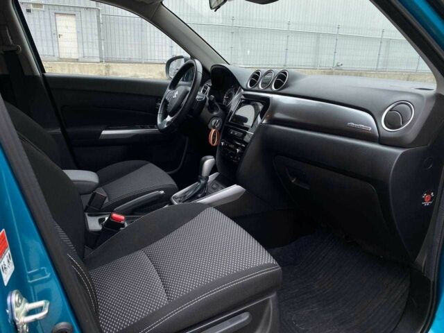 Синій Сузукі Вітара, об'ємом двигуна 1.4 л та пробігом 68 тис. км за 19900 $, фото 20 на Automoto.ua