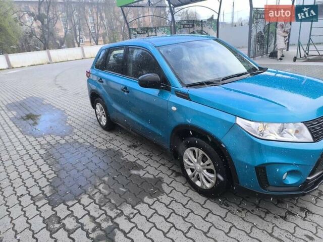 Синий Сузуки Витара, объемом двигателя 1.59 л и пробегом 126 тыс. км за 16000 $, фото 1 на Automoto.ua