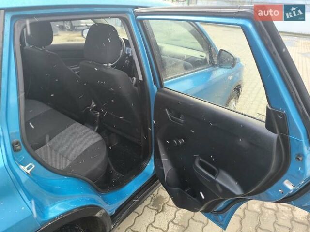 Синий Сузуки Витара, объемом двигателя 1.59 л и пробегом 126 тыс. км за 16000 $, фото 6 на Automoto.ua