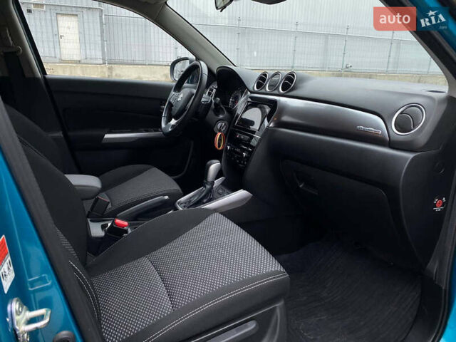 Синій Сузукі Вітара, об'ємом двигуна 1.4 л та пробігом 68 тис. км за 19900 $, фото 20 на Automoto.ua