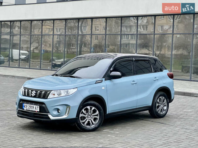 Синій Сузукі Вітара, об'ємом двигуна 1.59 л та пробігом 33 тис. км за 20700 $, фото 1 на Automoto.ua