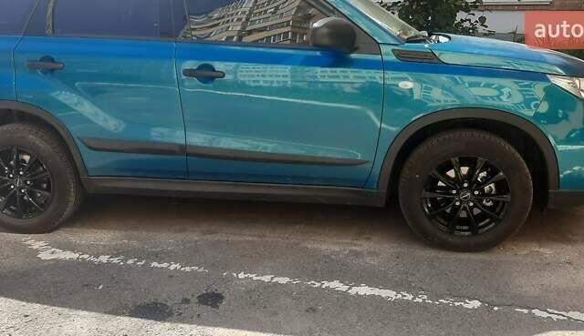 Синий Сузуки Витара, объемом двигателя 1.59 л и пробегом 11 тыс. км за 19000 $, фото 9 на Automoto.ua