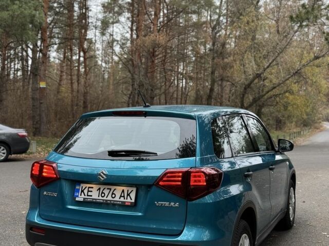 Синий Сузуки Витара, объемом двигателя 1.6 л и пробегом 19 тыс. км за 19000 $, фото 2 на Automoto.ua