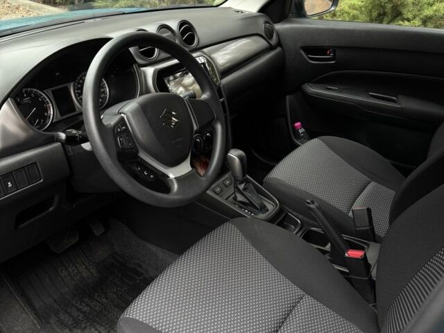 Синий Сузуки Витара, объемом двигателя 1.6 л и пробегом 19 тыс. км за 19000 $, фото 4 на Automoto.ua