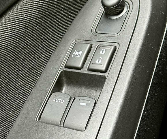 Синий Сузуки Витара, объемом двигателя 1.59 л и пробегом 19 тыс. км за 20900 $, фото 34 на Automoto.ua