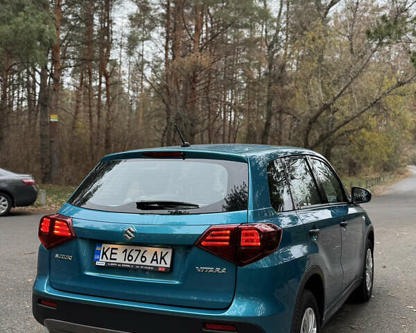 Синий Сузуки Витара, объемом двигателя 1.59 л и пробегом 19 тыс. км за 19000 $, фото 2 на Automoto.ua