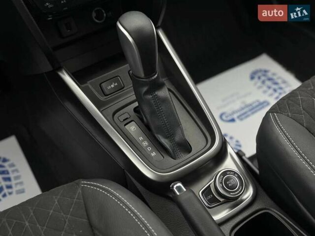 Синий Сузуки Витара, объемом двигателя 1.37 л и пробегом 8 тыс. км за 21500 $, фото 12 на Automoto.ua