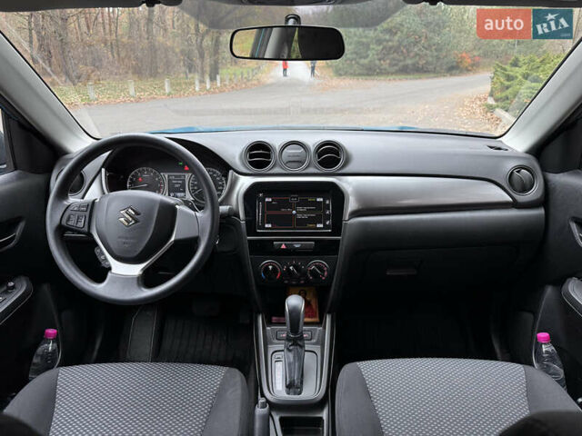 Синий Сузуки Витара, объемом двигателя 1.59 л и пробегом 19 тыс. км за 19000 $, фото 8 на Automoto.ua