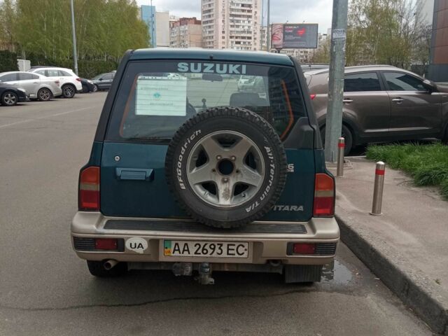 Зеленый Сузуки Витара, объемом двигателя 2 л и пробегом 200 тыс. км за 3542 $, фото 3 на Automoto.ua