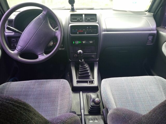 Зеленый Сузуки Витара, объемом двигателя 2 л и пробегом 200 тыс. км за 3542 $, фото 13 на Automoto.ua