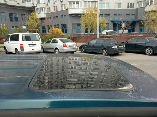 Зеленый Сузуки Витара, объемом двигателя 2 л и пробегом 200 тыс. км за 3542 $, фото 5 на Automoto.ua