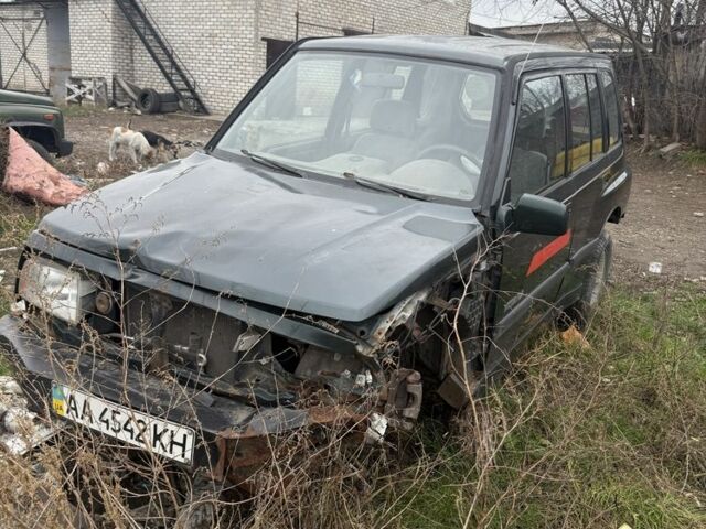 Зеленый Сузуки Витара, объемом двигателя 0 л и пробегом 150 тыс. км за 1000 $, фото 3 на Automoto.ua