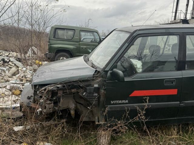 Зеленый Сузуки Витара, объемом двигателя 0 л и пробегом 150 тыс. км за 1000 $, фото 4 на Automoto.ua