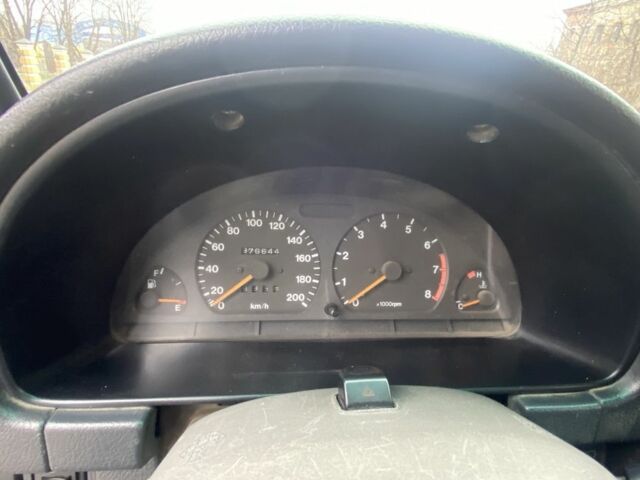 Зеленый Сузуки Витара, объемом двигателя 2 л и пробегом 370 тыс. км за 3500 $, фото 7 на Automoto.ua